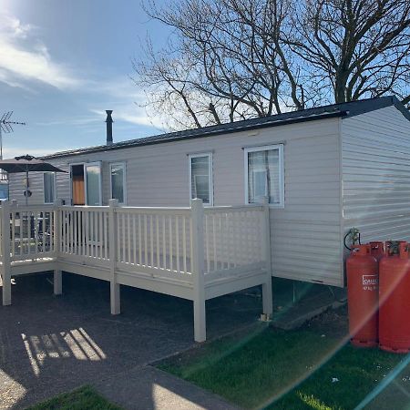 Sun Bed Hotel Saint Osyth Exterior photo